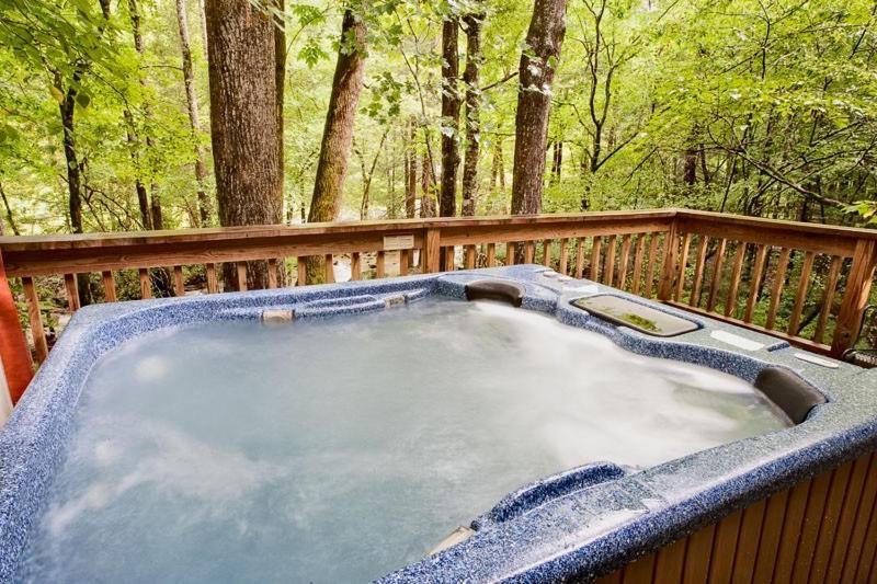 Leprechaun Island Villa Gatlinburg Exterior photo